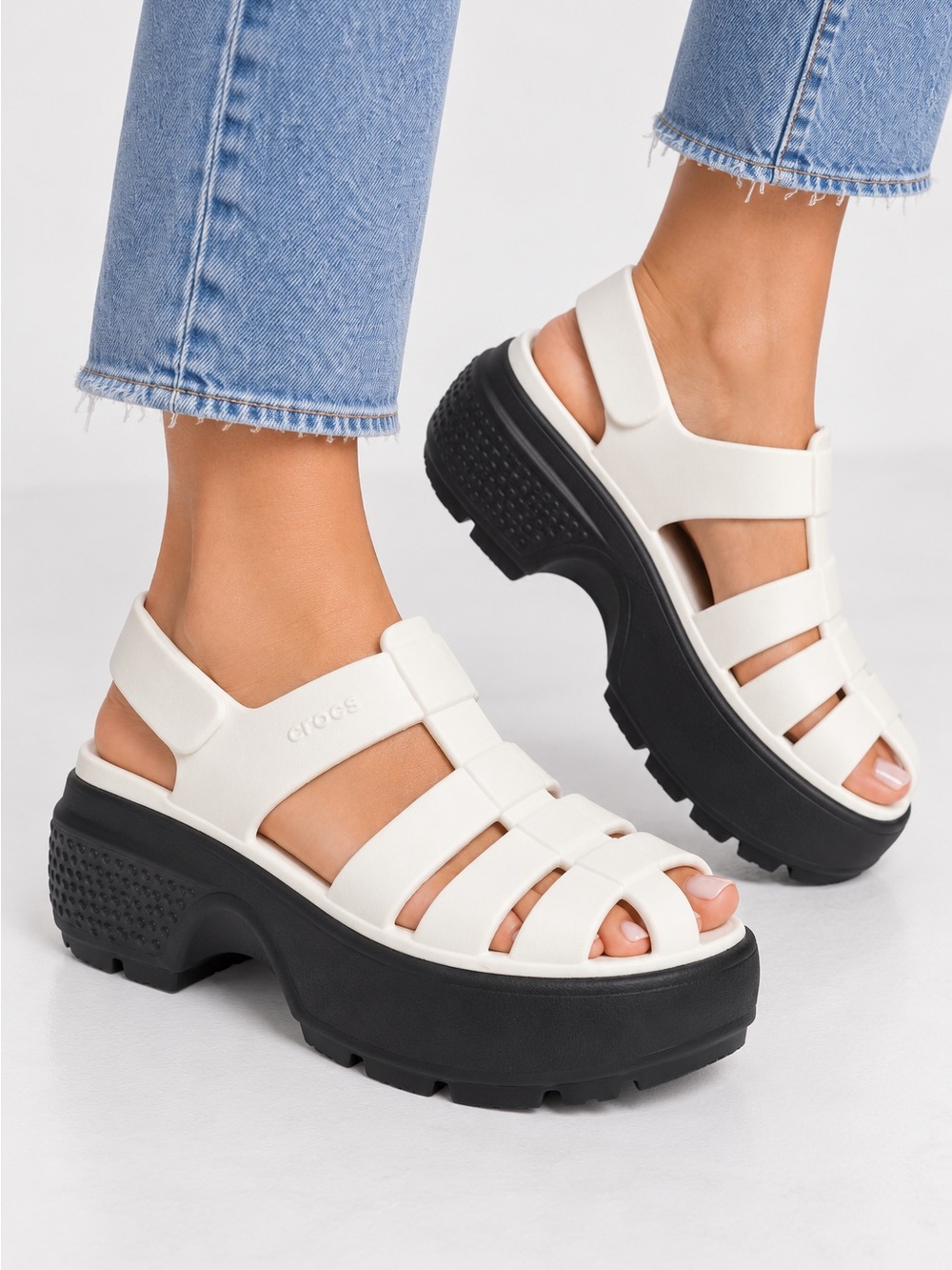 CROCS NWT Stomp Fisherman platform sandals chalk women’s 10